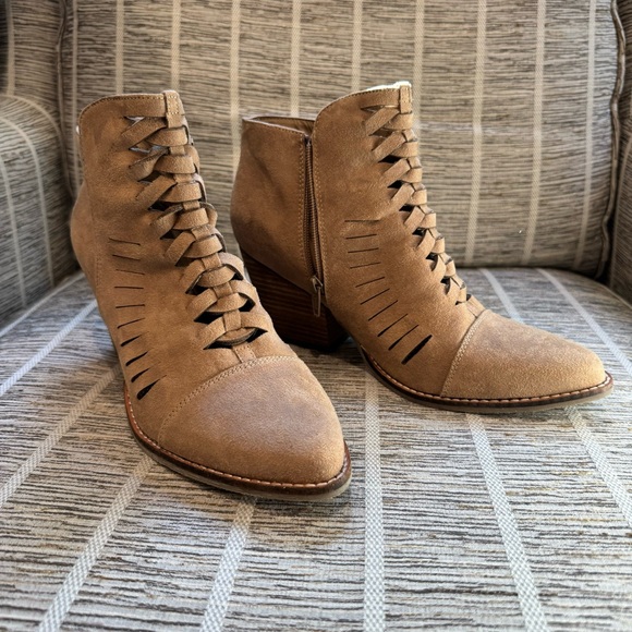 Coconuts by Matisse Ally Woven Bootie - Size 10 - NIB - Picture 7 of 10